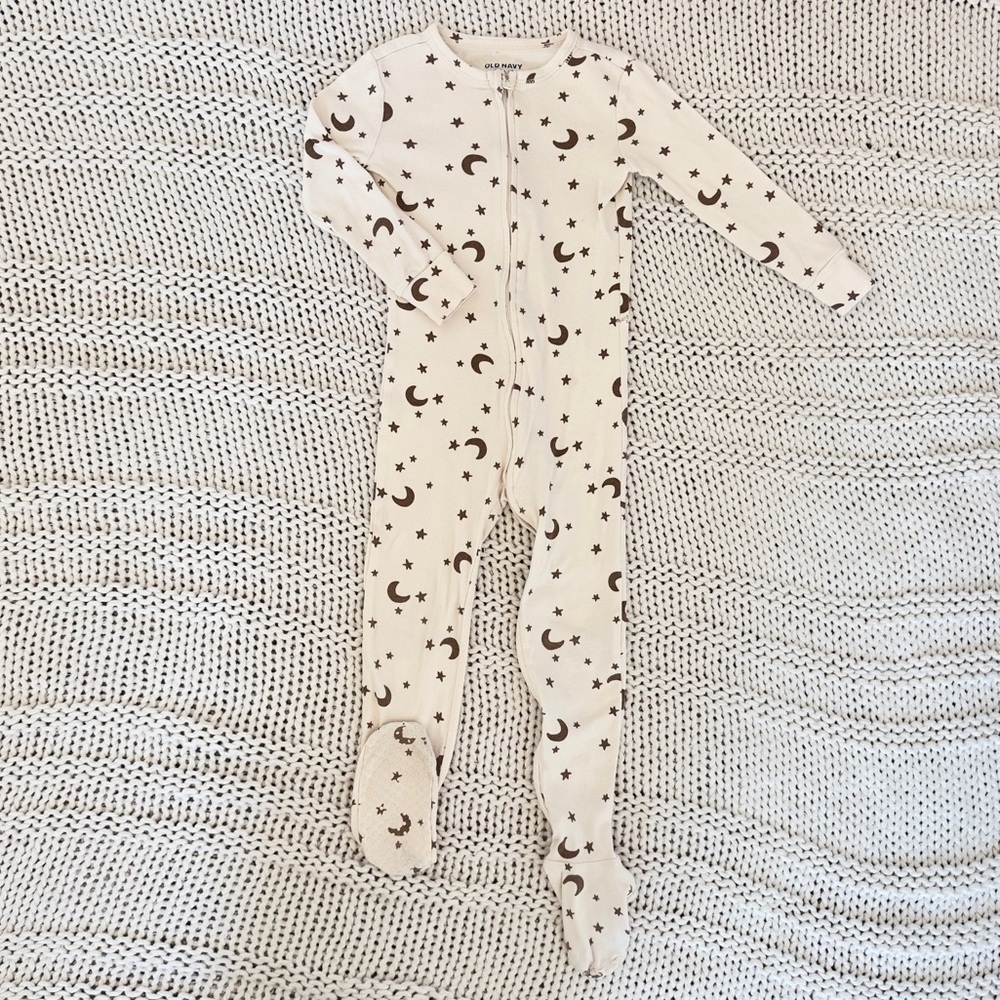 Old Navy Moon and Stars Onesie Unisex Pajama Toddler 3T